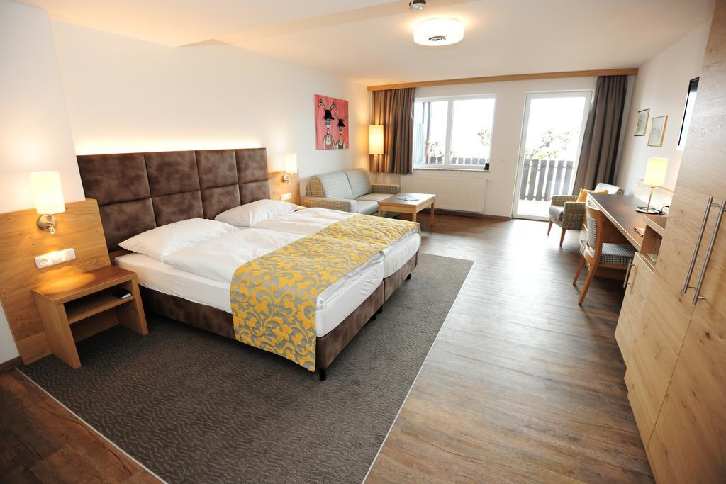 Seegasthof Hois'N Wirt - Hotel Mit Wellnessbereich Gmunden Szoba fotó