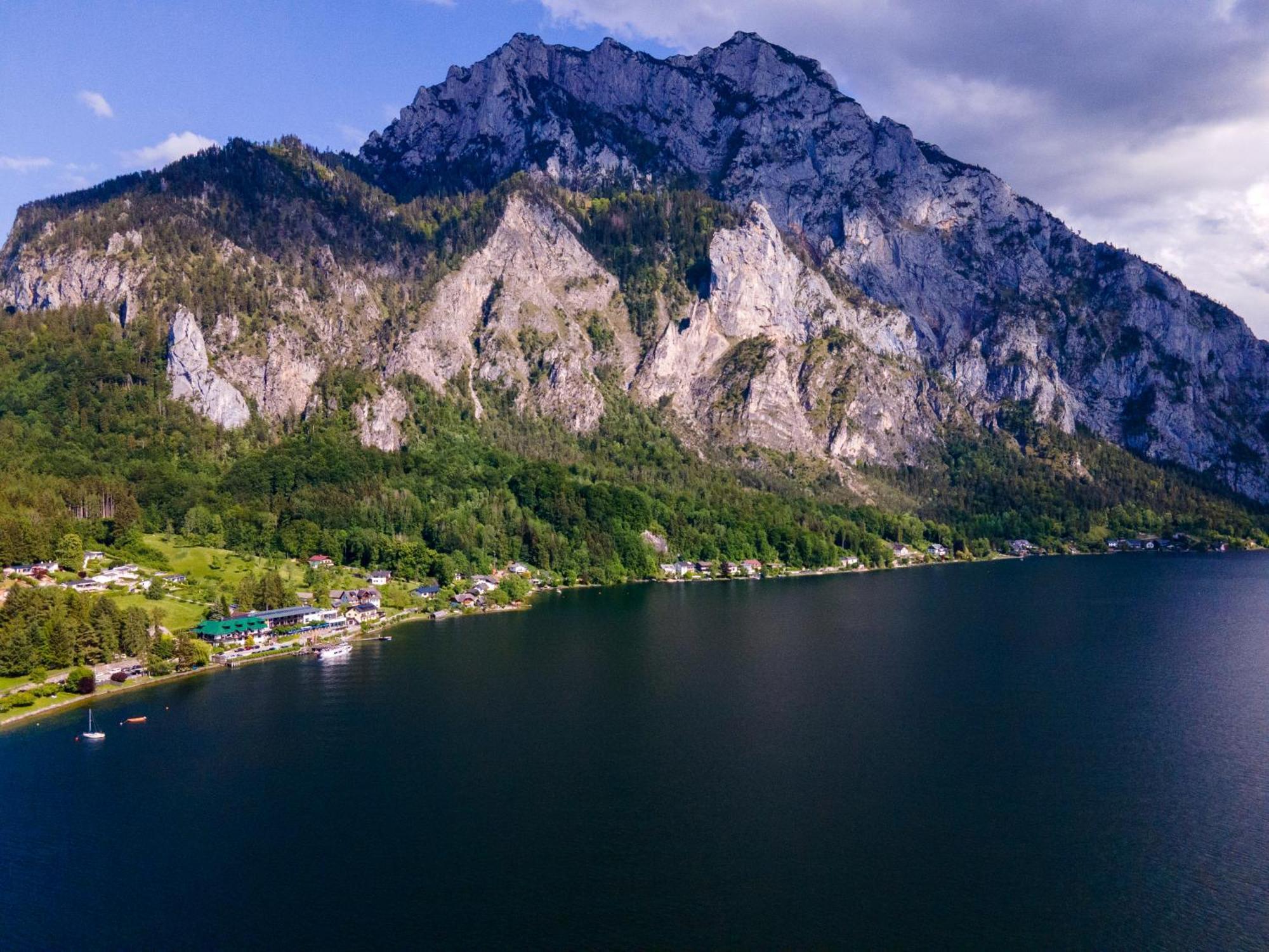 Seegasthof Hois'N Wirt - Hotel Mit Wellnessbereich Gmunden Kültér fotó