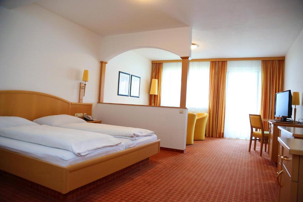 Seegasthof Hois'N Wirt - Hotel Mit Wellnessbereich Gmunden Kültér fotó
